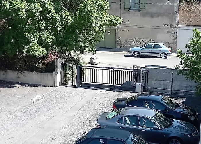 Studio Balcon Proche Hypercentre De Narbonne